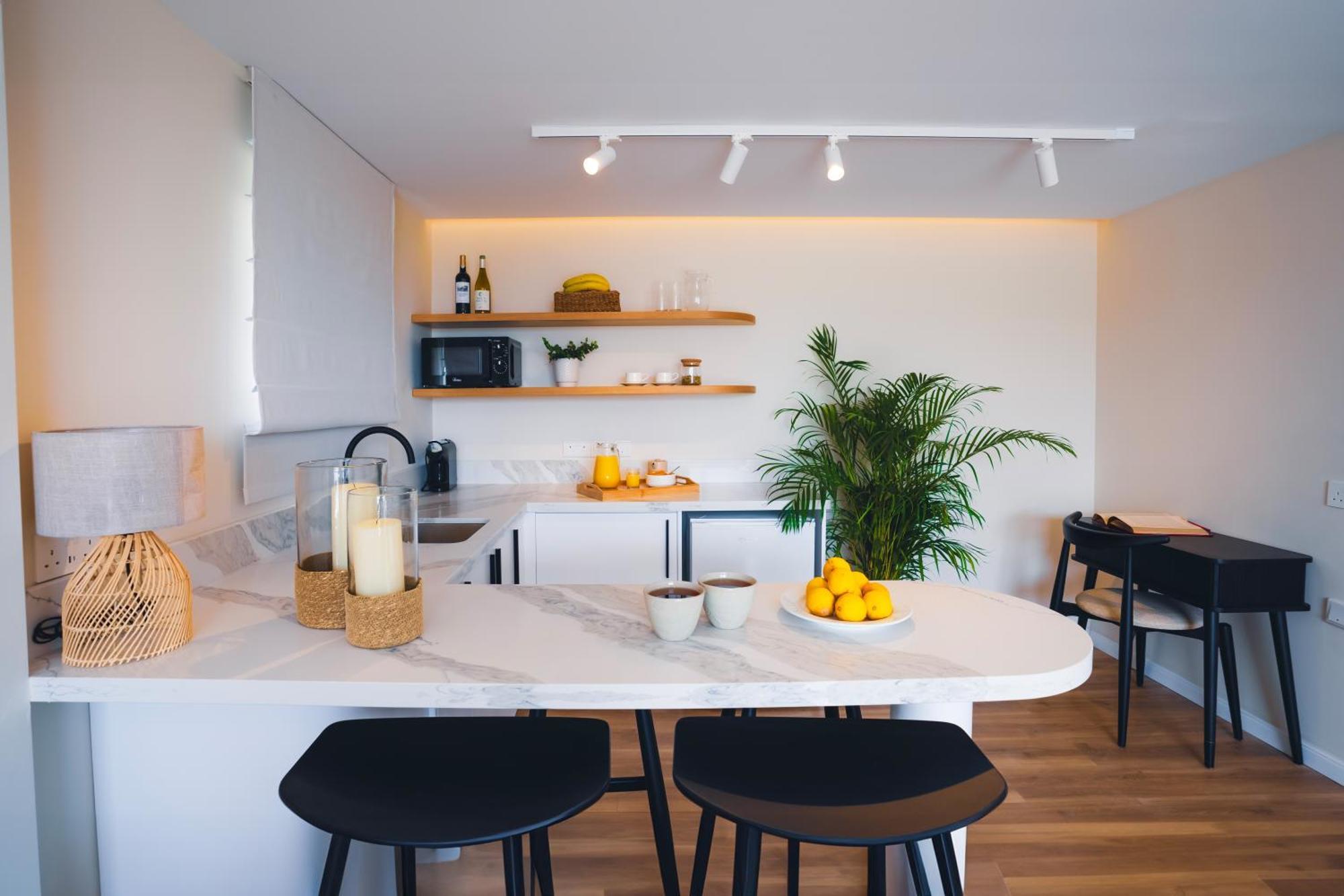 Wellclub - Wellness Family Experience - Seaview Hotell Paphos Exteriör bild