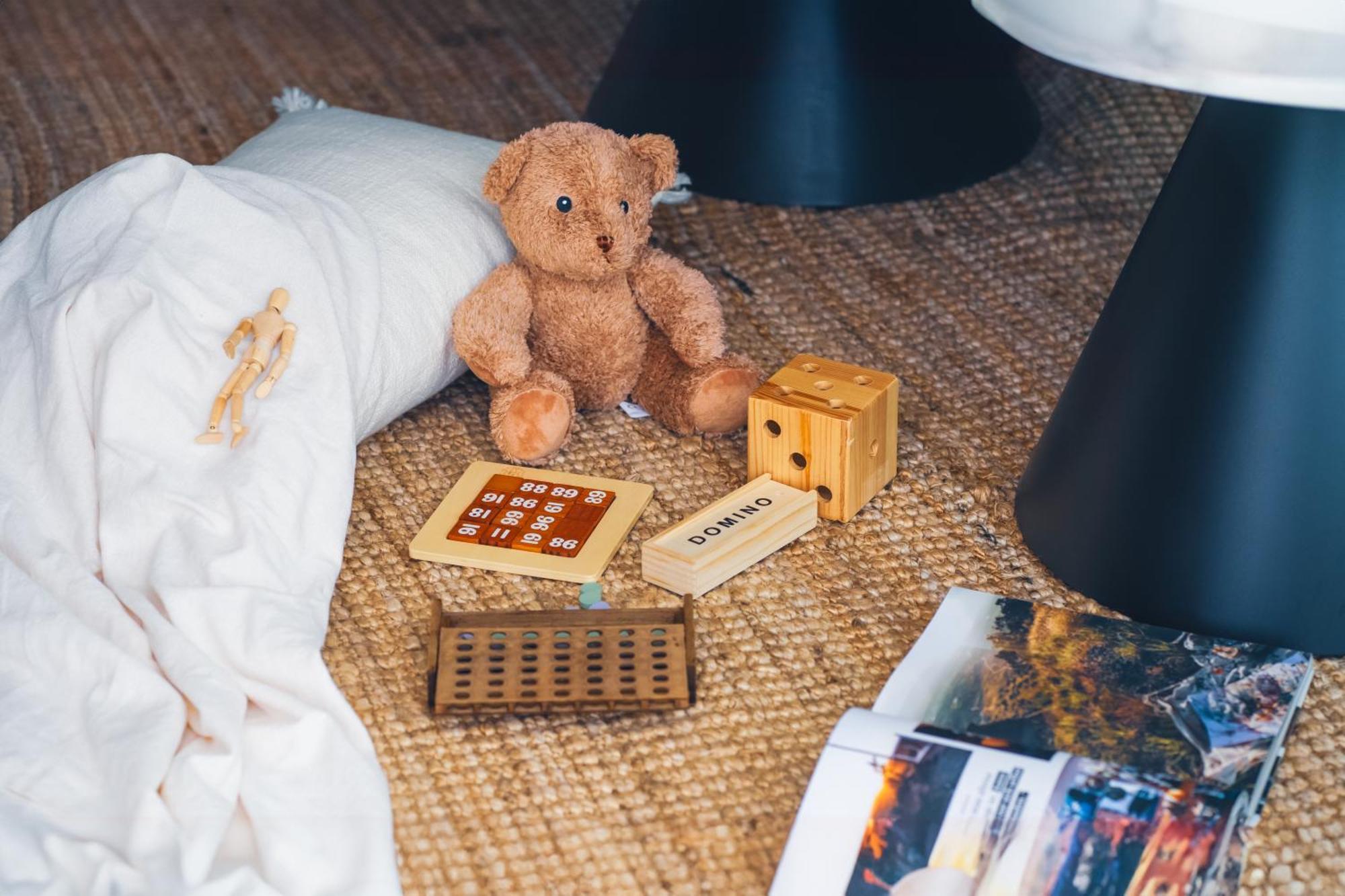 Wellclub - Wellness Family Experience - Seaview Hotell Paphos Exteriör bild