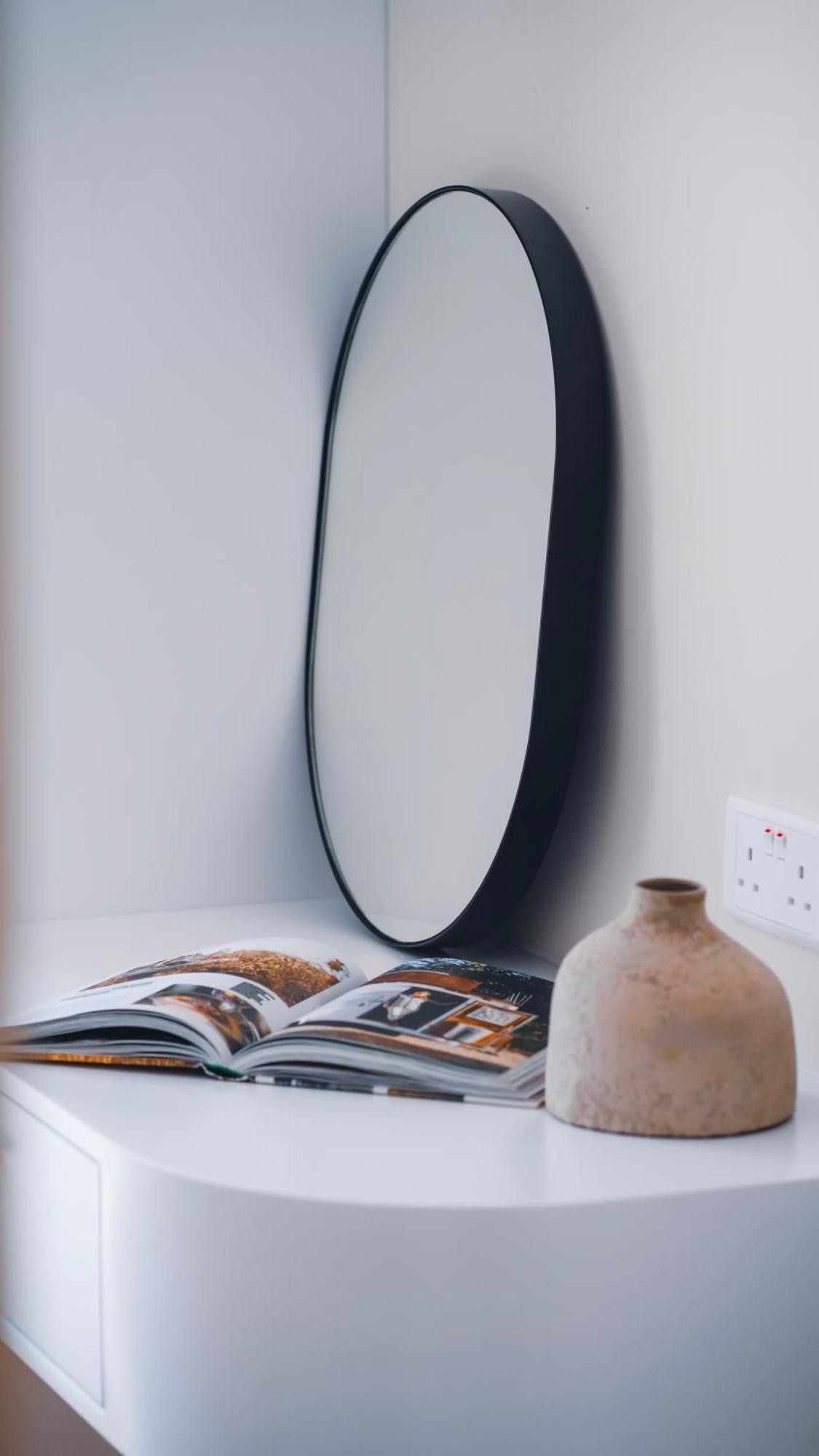 Wellclub - Wellness Family Experience - Seaview Hotell Paphos Rum bild